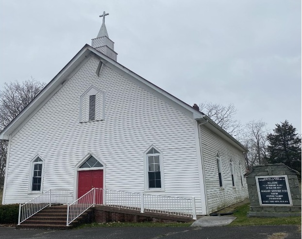 ▲ 신킹 스프링 장로교회가 급속도로 성장함에 따라 워싱턴 카운티 곳곳에 개척교회를 설립하였다. 모교회의 시무 장로로 수고하던 데이비스 선교사의 부친과 또 다른 장로 한 명이 스프링 크릭 장로교회에 파송되어 이 교회의 설립부터 당회가 조직되어 지역민들을 섬겼다. 데이비스 선교사는 이 신생교회에서 공립학교 교육과 주일학교 교육을 받았다