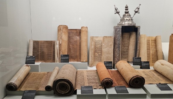 성경 사본들(출처=숭실대 한국기독교박물관, 사진=박무종)