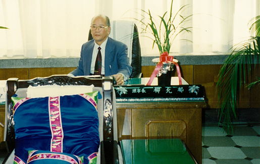 고려학원 이사장 시절의 류윤욱 목사(1992)