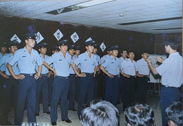 군무원 생활 중 찬양 지휘